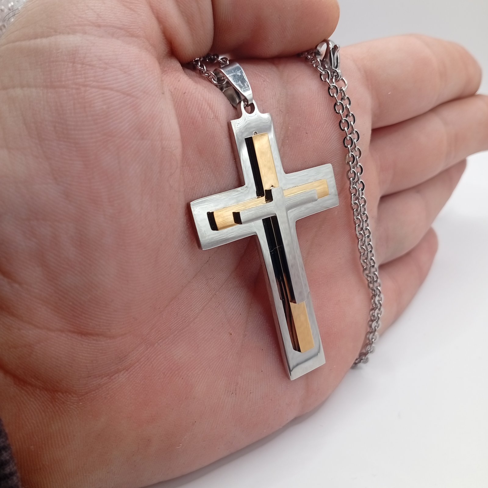 Ανδρικός σταυρός από ατσάλι χρυσό ασημί Ανδρικός σταυρός από ατσάλι χρυσό ασημί