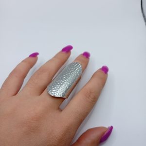 Ατσάλινο μακρύ hammered δαχτυλίδι – Προσαρμοζόμενο - Εικόνα 5