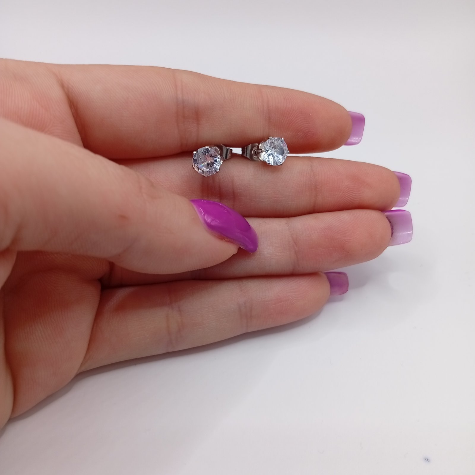 Ατσαλίνα καρφωτά σκουλαρίκια με ζιρκόν - Image 3 Ατσαλίνα καρφωτά σκουλαρίκια με ζιρκόν - Image 3