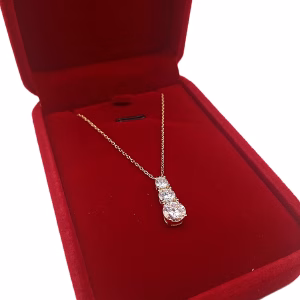 Κολιέ Triple Moissanite από επίχρυσο ασήμι 925 με μοϊσανίτες 1,8ct - Εικόνα 1