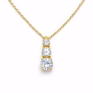 Κολιέ Triple Moissanite από επίχρυσο ασήμι 925 με μοϊσανίτες 1,8ct Κολιέ Triple Moissanite από επίχρυσο ασήμι 925 με μοϊσανίτες 1,8ct