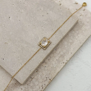 Γυναικείο βραχιόλι ατσάλινο με τετράγωνο ζιρκόν - Εικόνα 1 Γυναικείο βραχιόλι ατσάλινο με τετράγωνο ζιρκόν - Εικόνα 1